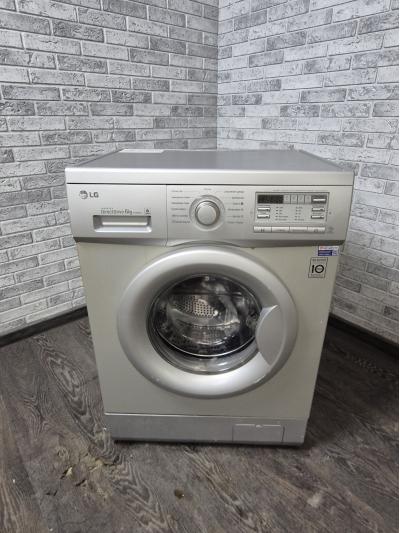 Стиральная машина LG E10B8ND5